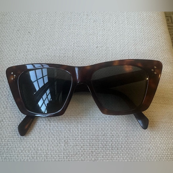 CELINE Cat Eye Sunglasses CL40187I Dark Havana Brown - Picture 10 of 10